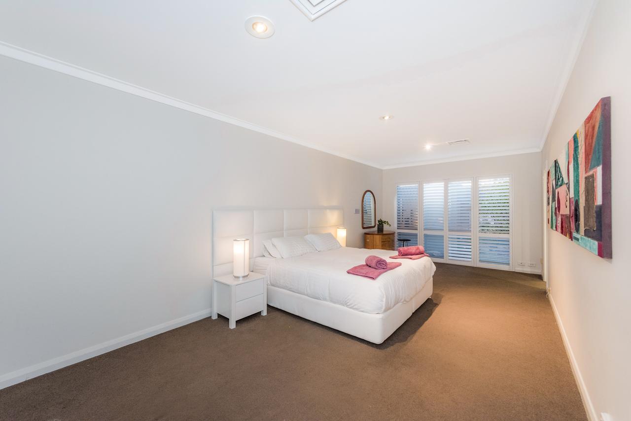 Perth Luxury Accommodation - thumb 17