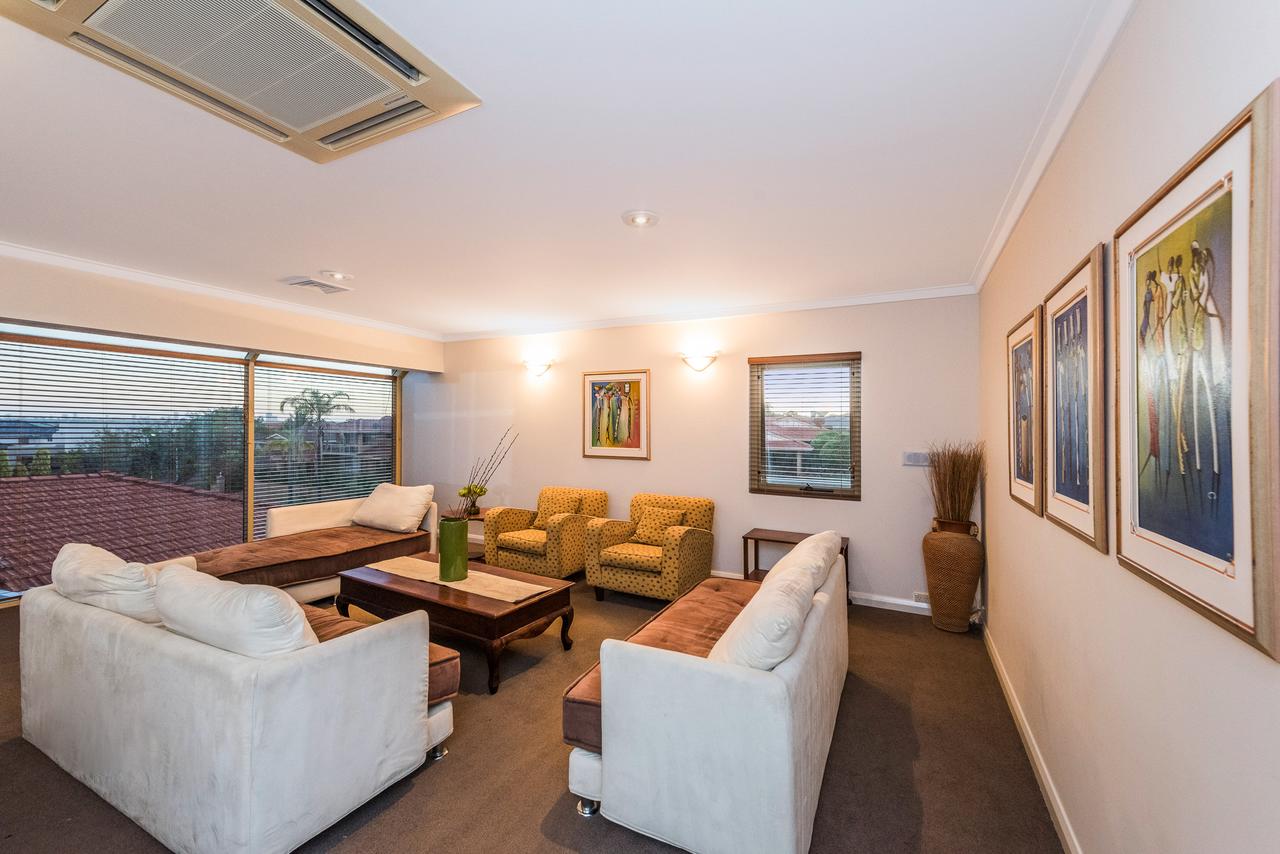 Perth Luxury Accommodation - thumb 19
