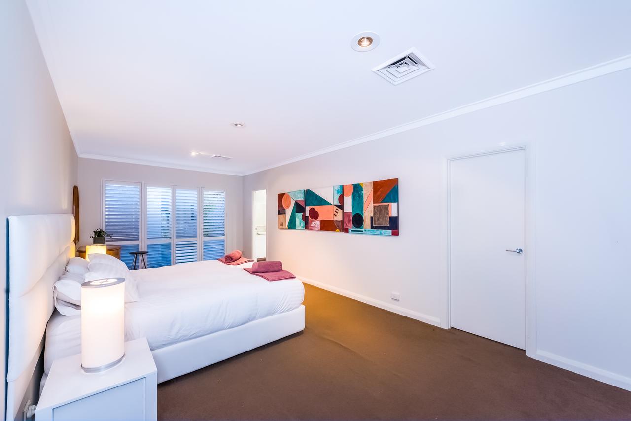Perth Luxury Accommodation - thumb 3