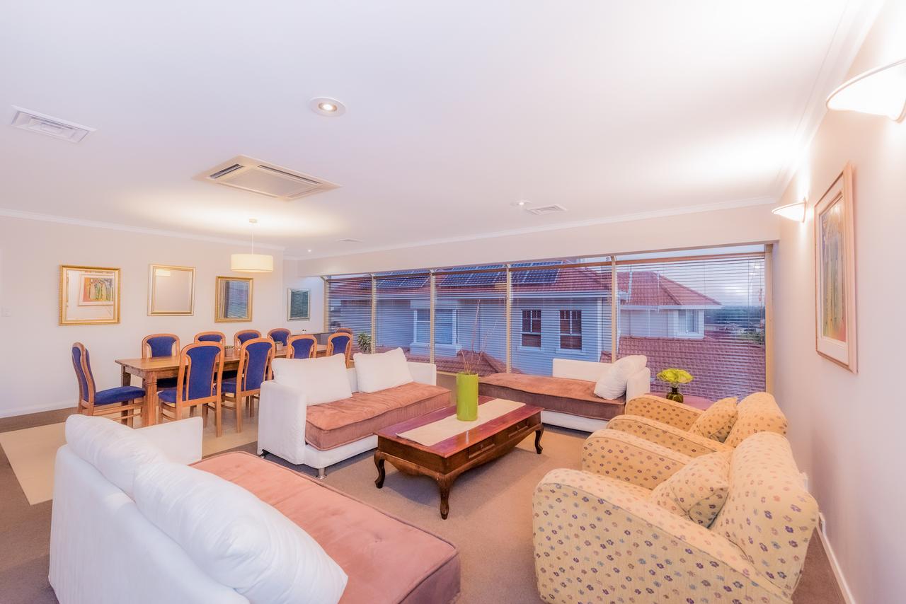 Perth Luxury Accommodation - thumb 6