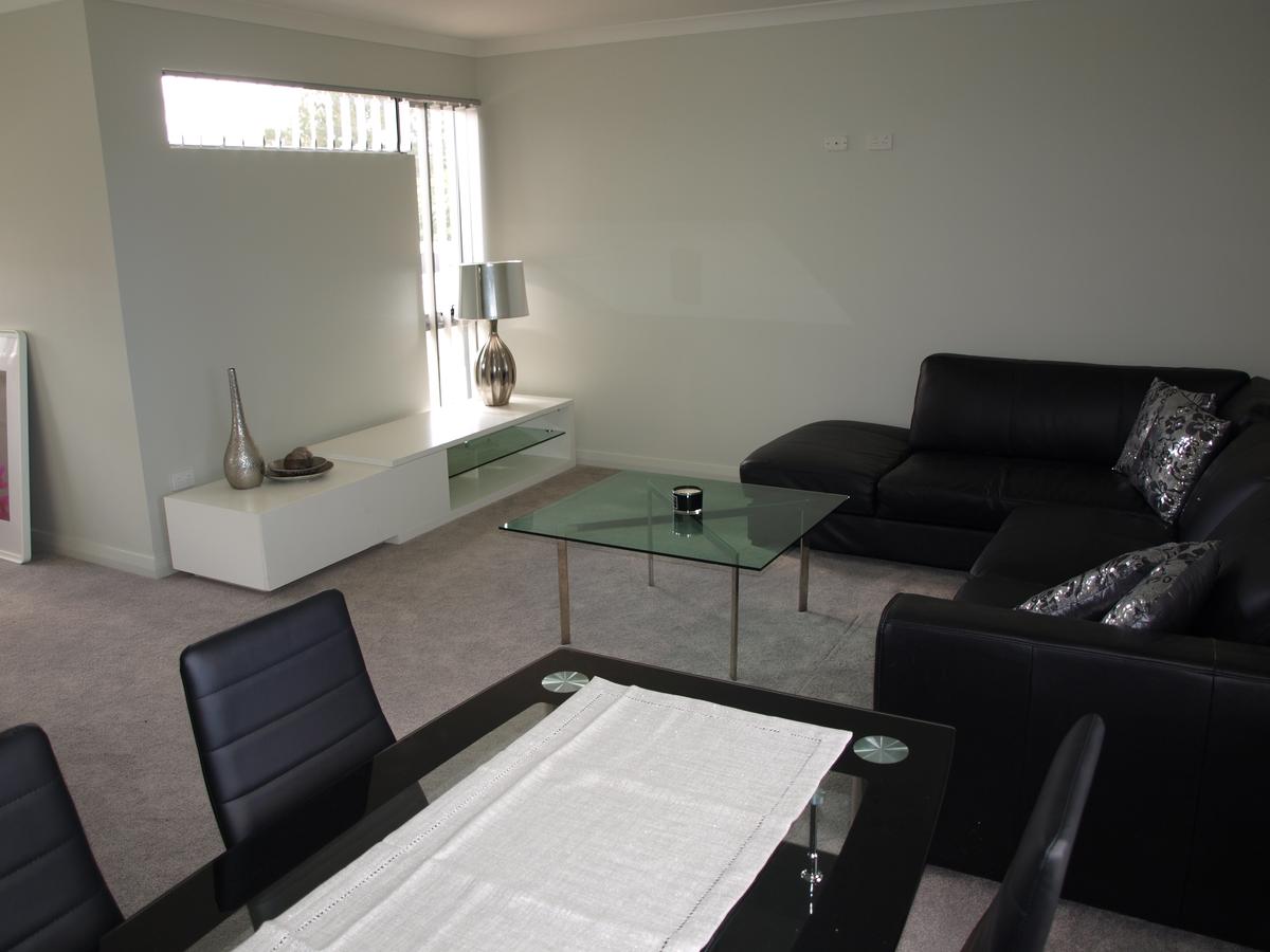Hamersley Apartment - Redcliffe Tourism 6