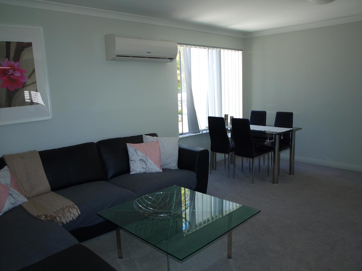 Hamersley Apartment - Redcliffe Tourism 4