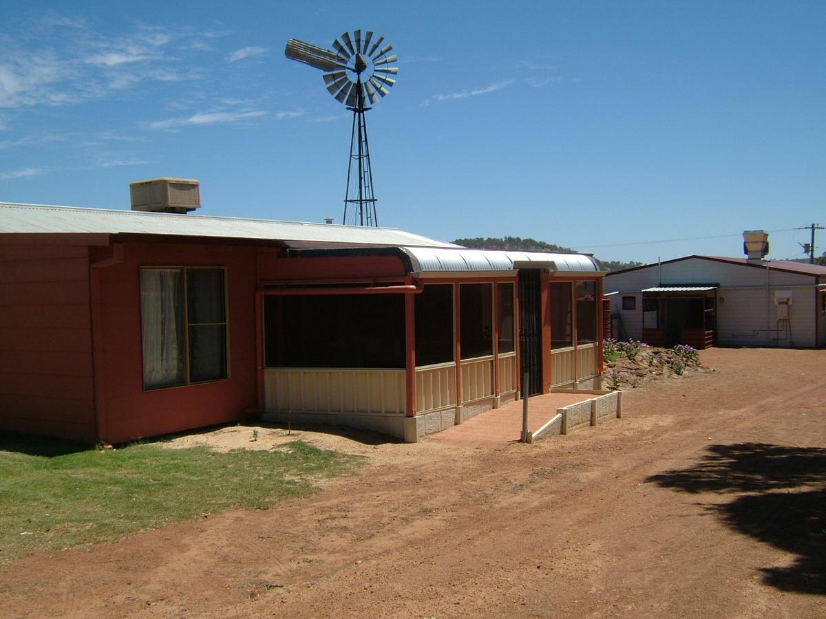 Bindoon's Windmill Farm - Accommodation Australia
