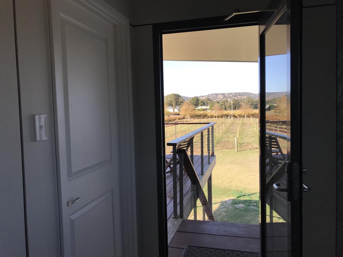 Lot113 Vineyard Accommodation - thumb 1