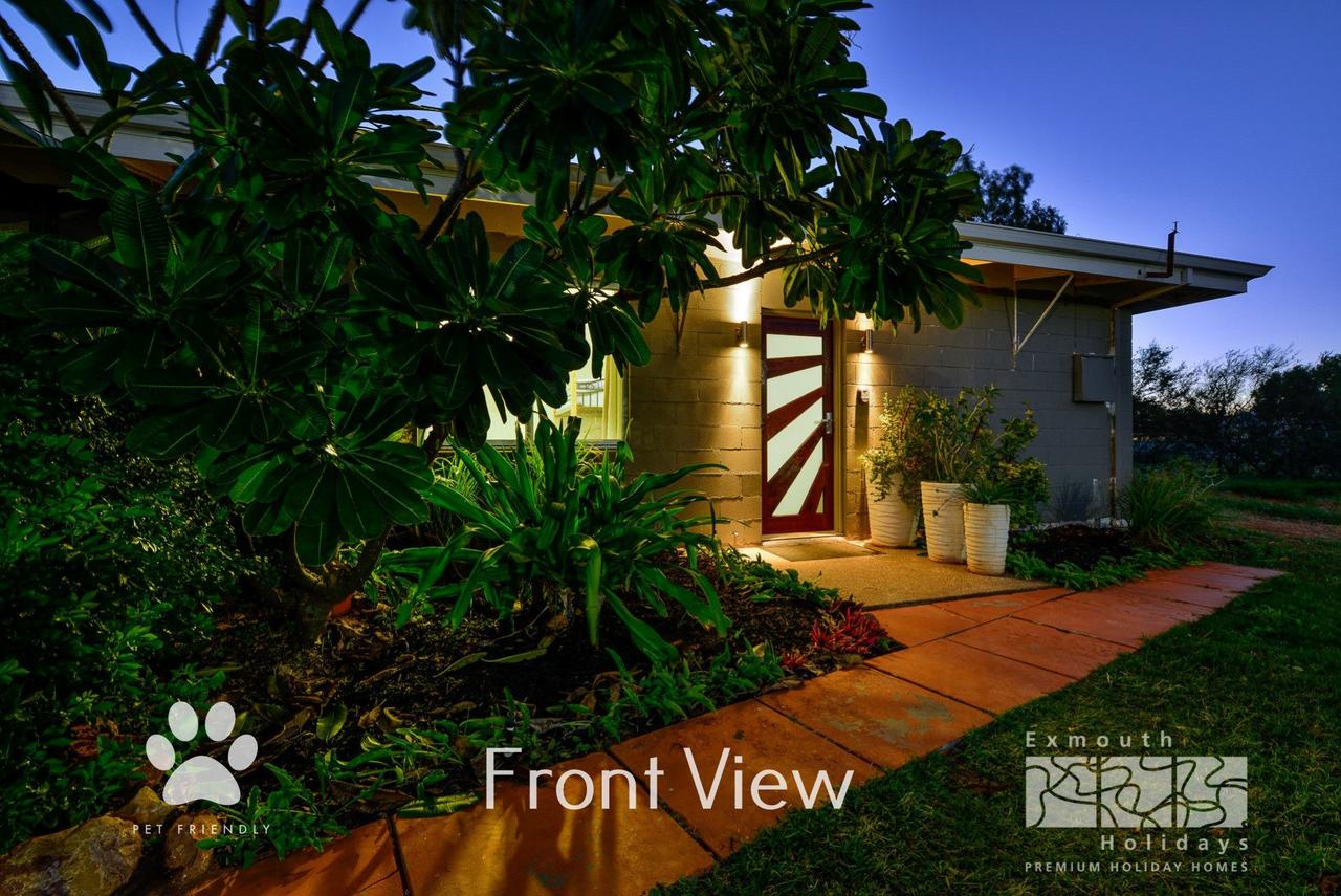 13 Learmonth Street - Close to town centre - Accommodation Airlie Beach