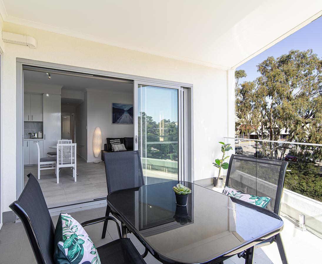 New Apartment On Great Location Opposite Garden City : 02 - Redcliffe Tourism 5