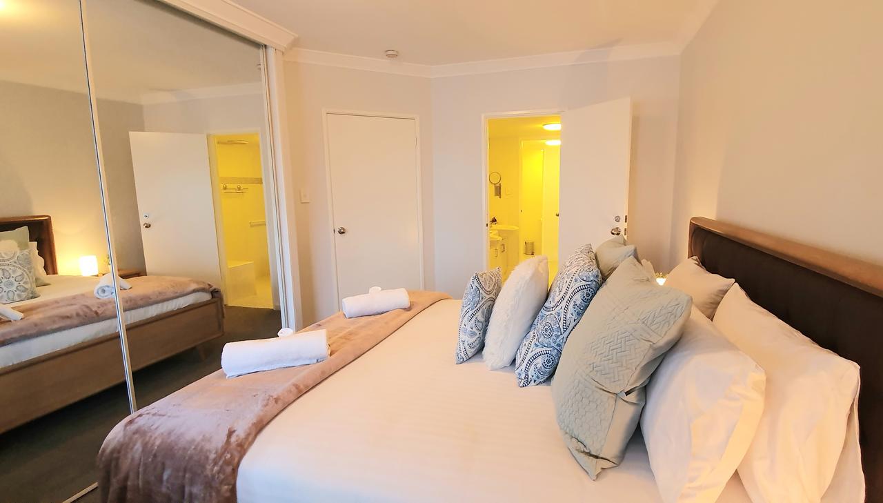 Sandcastles Beachfront ☆ Luxury Retreat Apartment - Accommodation ACT 10