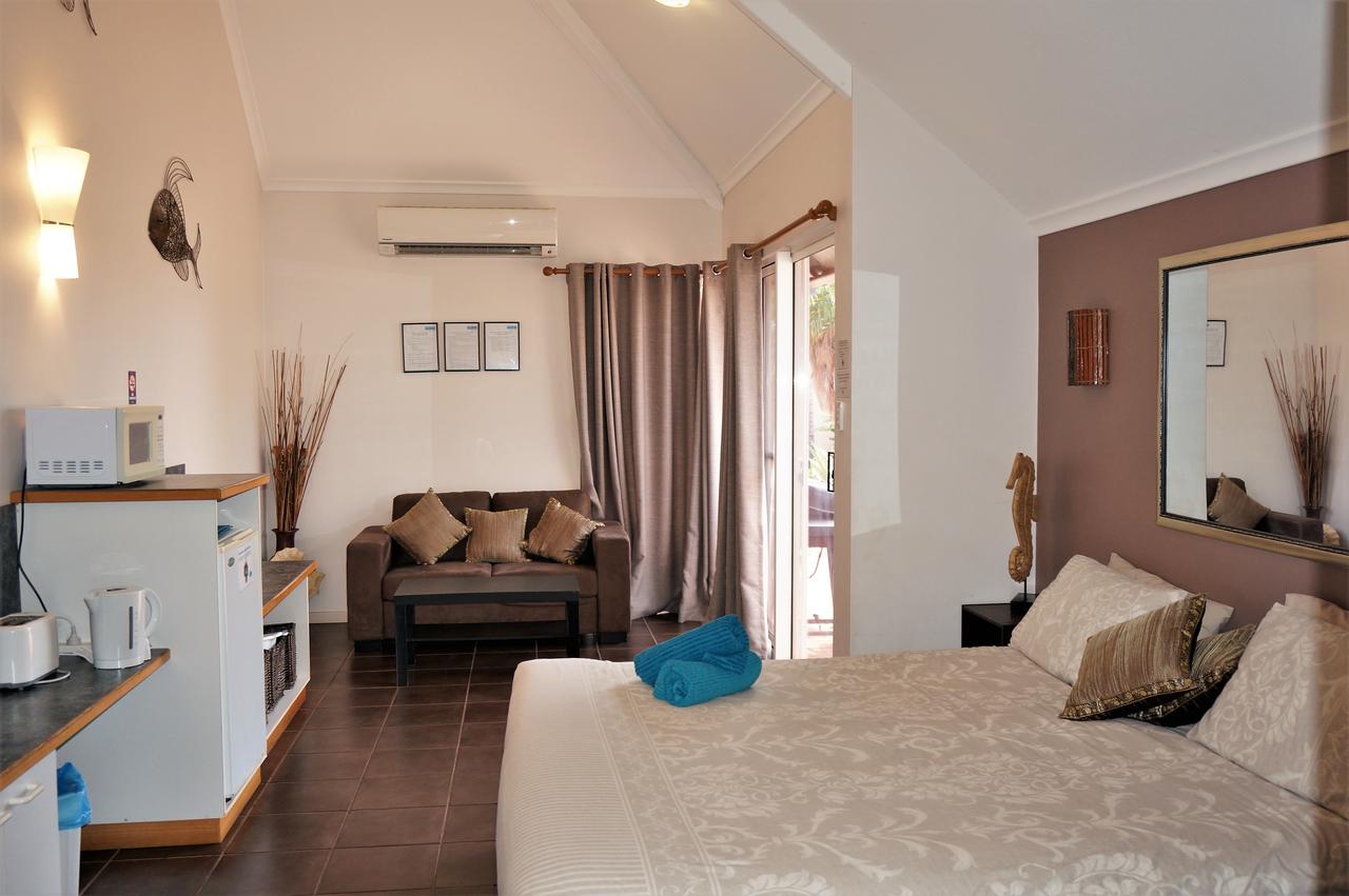 Osprey Holiday Village Unit 213/1 Bedroom - Spa Bath, King Size Bed, Perfect For Any Couple - thumb 2