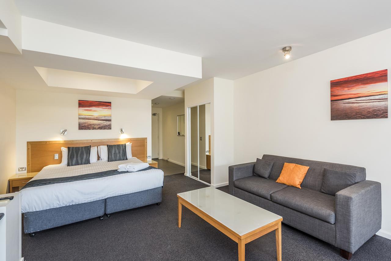 Ascot Quays Apartment 102 - Accommodation ACT 13