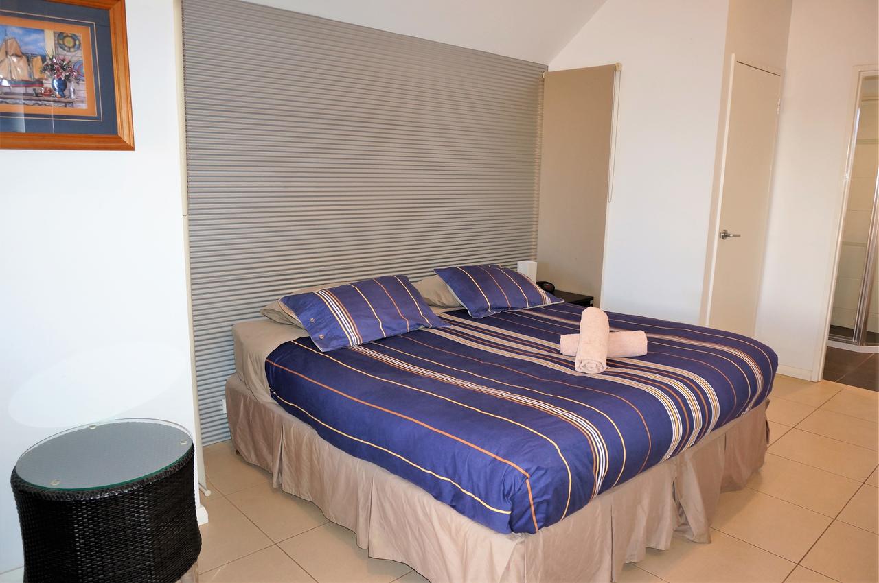 Osprey Holiday Village Unit 103/1 Bed - Perfect Short Stay Apartment With King Size Bed - Darwin Tourism 3