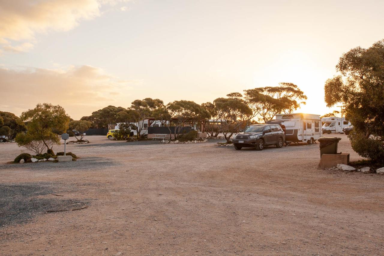 EUCLA MOTOR HOTEL - thumb 28