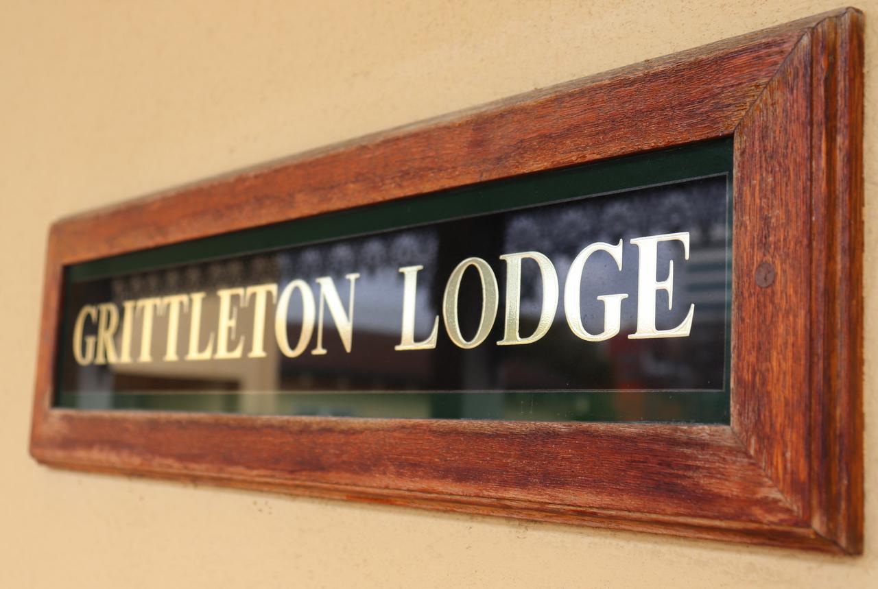 Clifton Motel & Grittleton Lodge - thumb 3