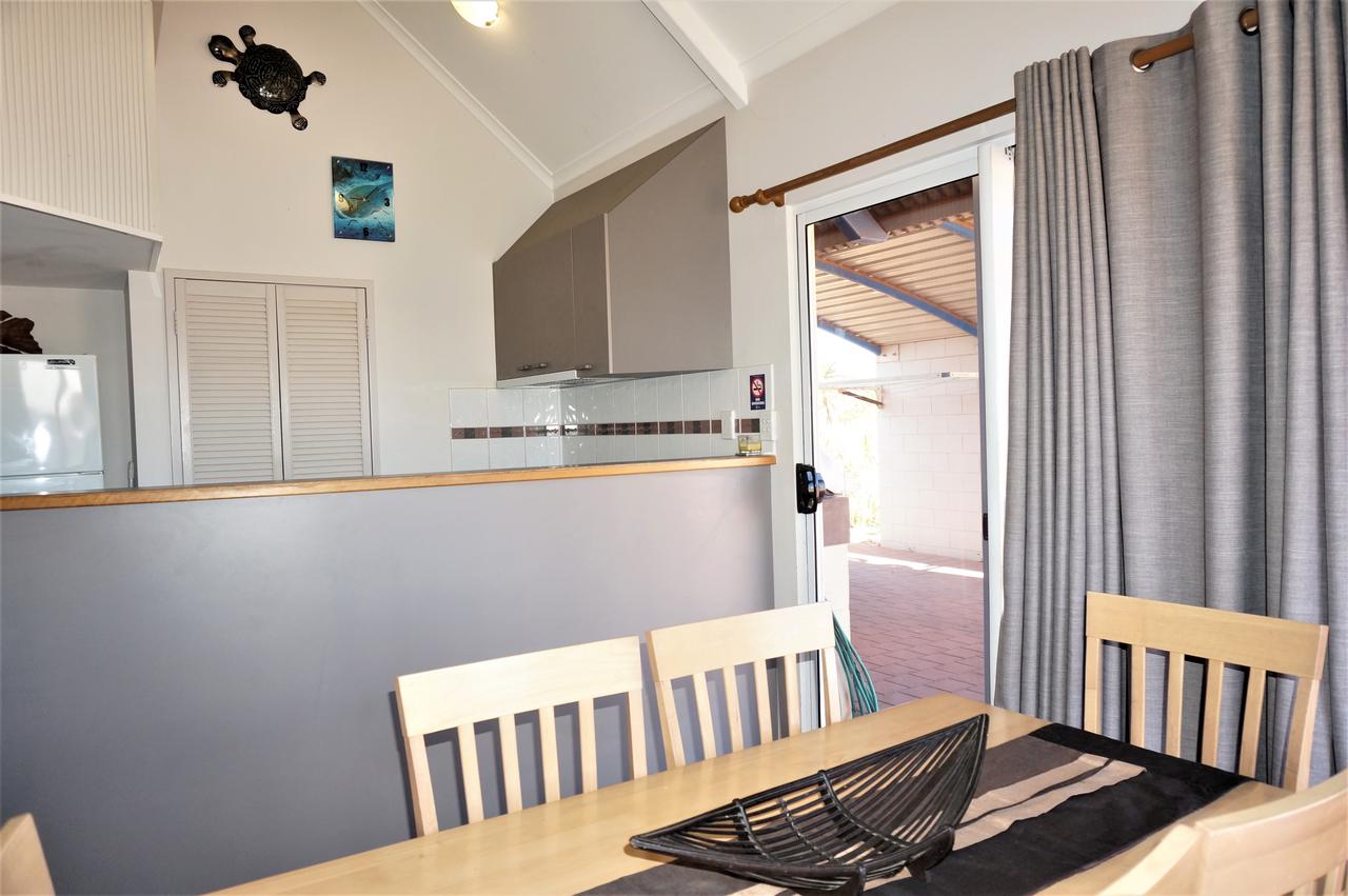 Osprey Holiday Village Unit 113/2 Bedroom - Cosy Apartment Ideal For Small Family - thumb 4