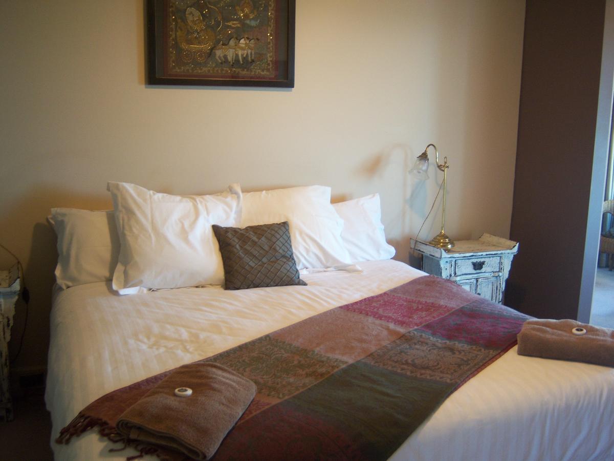 Scarborough - Oceanview 2 Bed, 2 Bathroom Apartment - Redcliffe Tourism 13