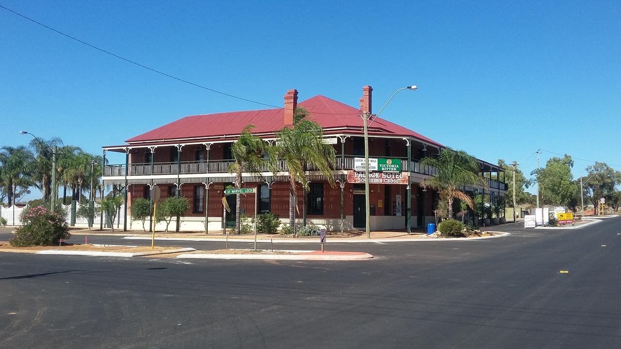 The Palace Hotel - South Australia Travel