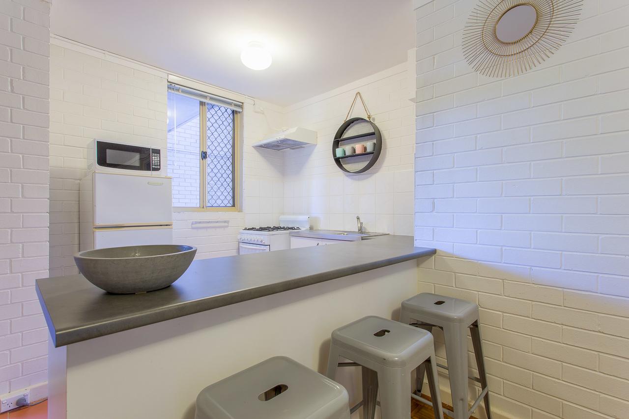 Fremantle Coastal Stay - 1 Bedroom Central Apartment - Accommodation ACT 8