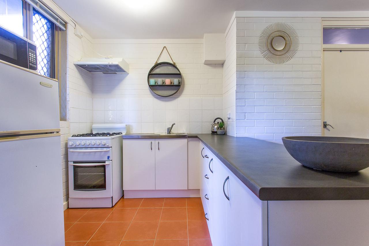 Fremantle Coastal Stay - 1 Bedroom Central Apartment - thumb 3