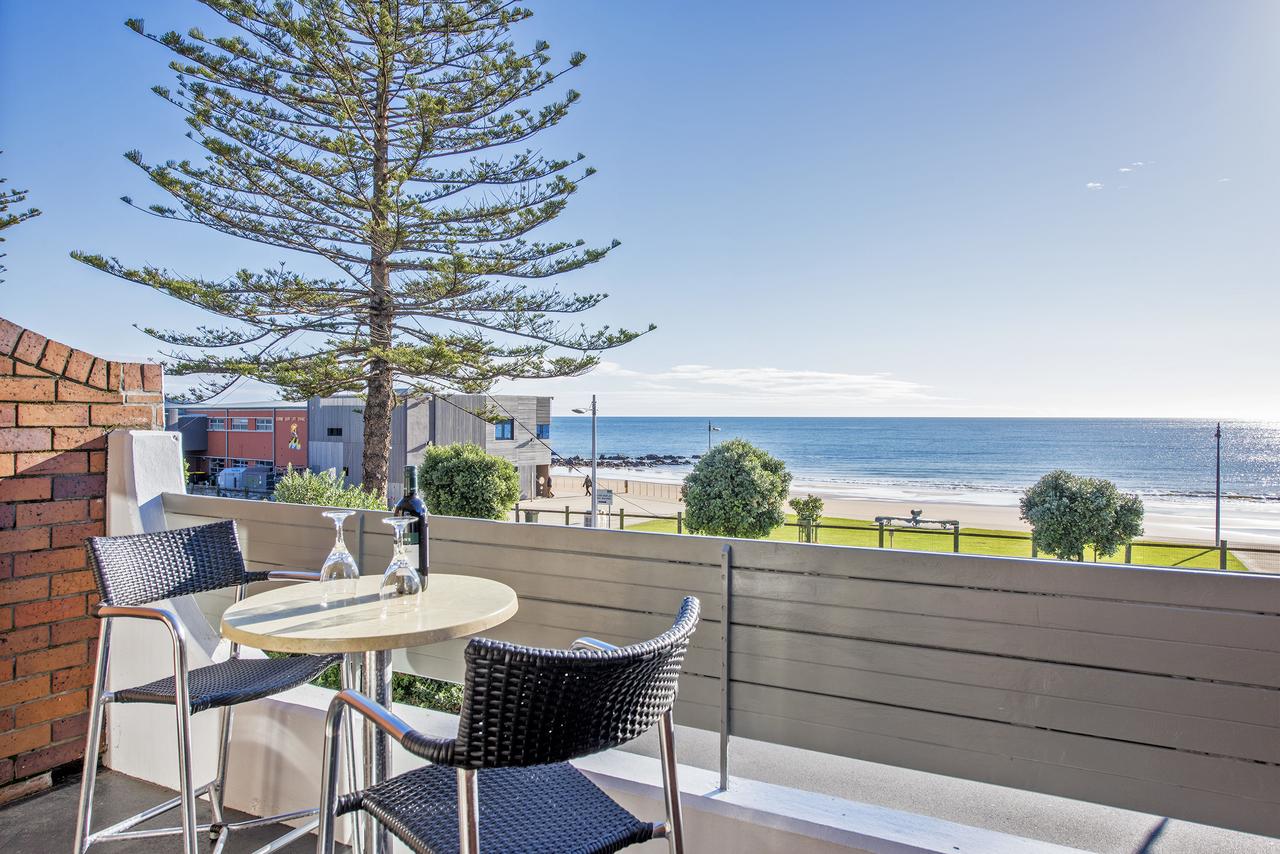 Beachfront Voyager Motor Inn - New South Wales Tourism 