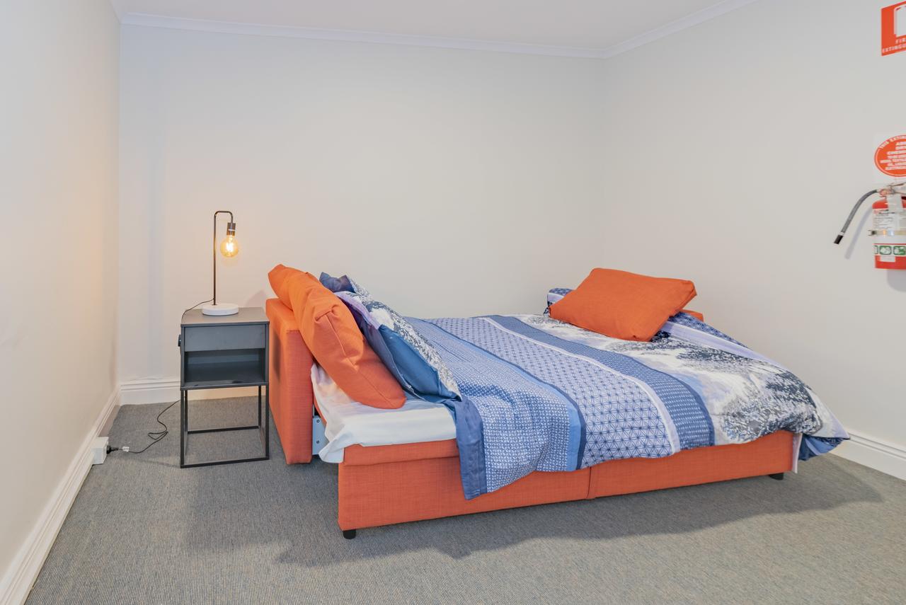 4 Bedroom House - Hobart CBD - Free Parking - thumb 18