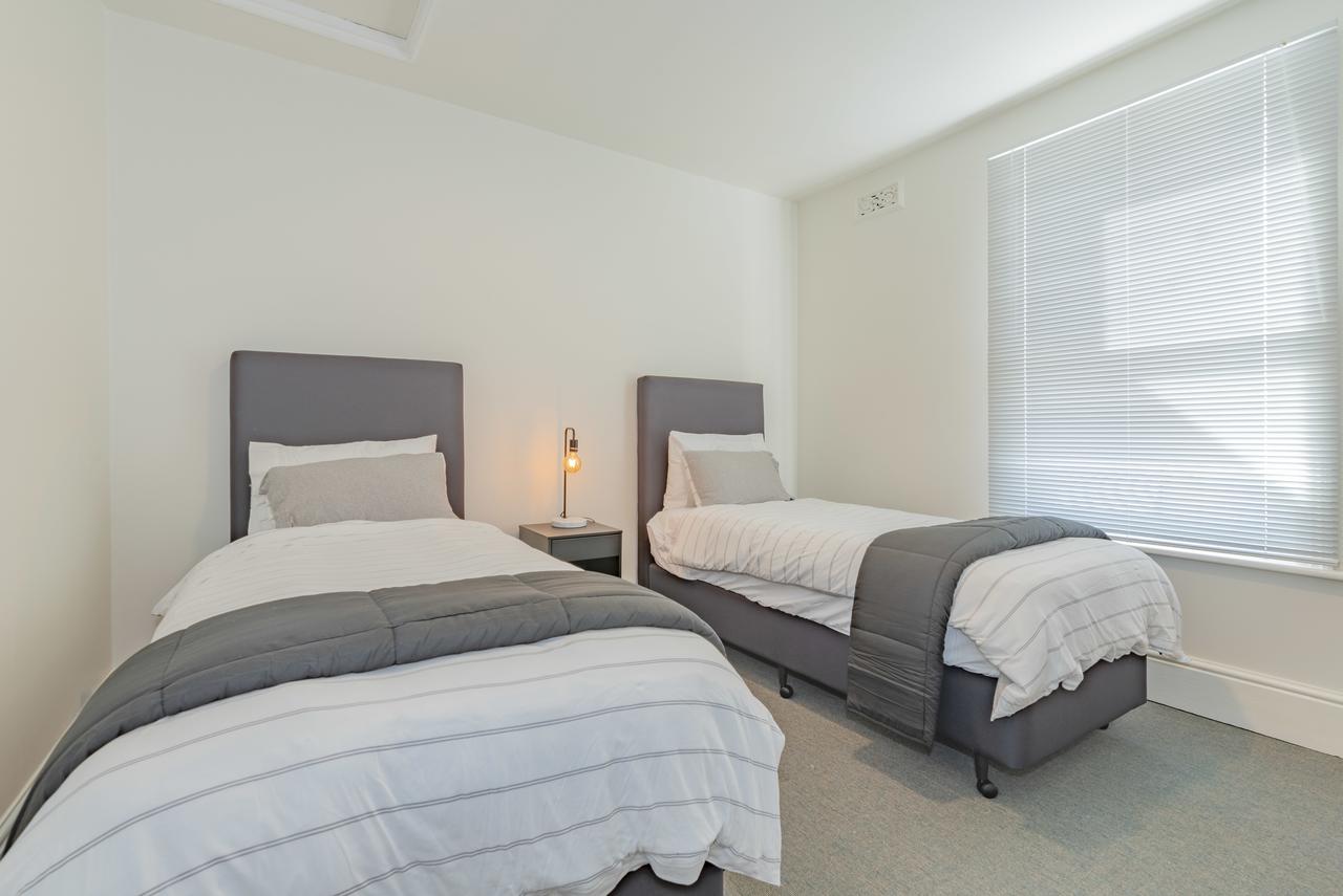 4 Bedroom House - Hobart CBD - Free Parking - thumb 23