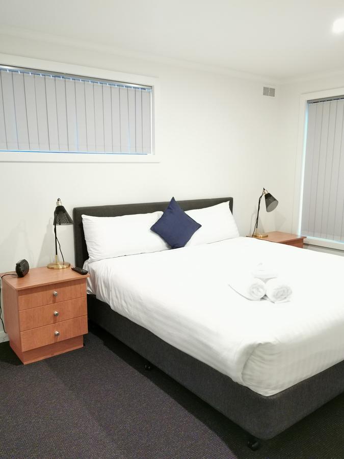 Youngtown Executive Apartments - Accommodation ACT 10