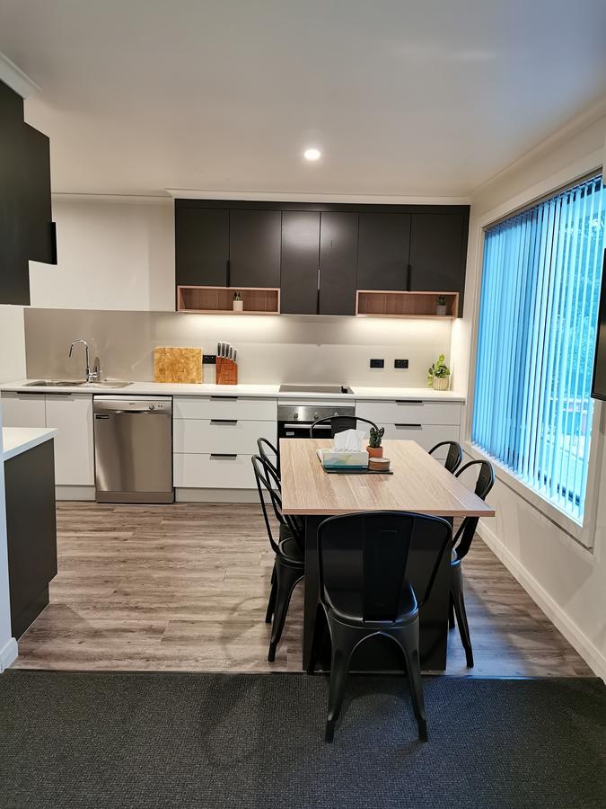 Youngtown Executive Apartments - Redcliffe Tourism 2