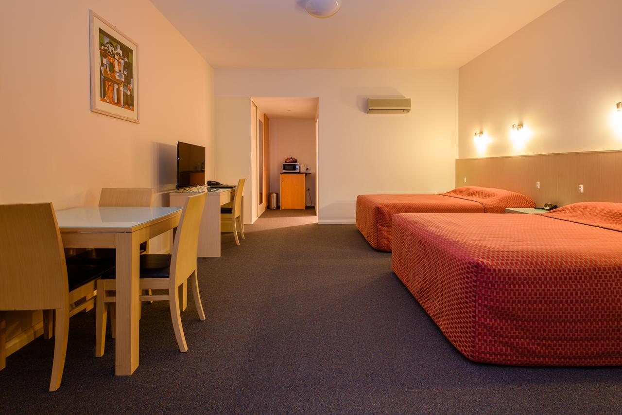 Mayfair Plaza Motel - Accommodation Tasmania 6