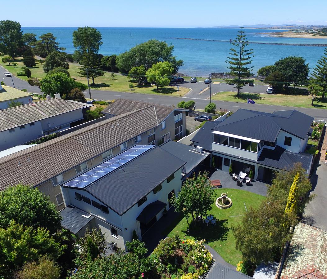 Birchwood, Devonport Self-contained Self Catering Accommodation - thumb 9