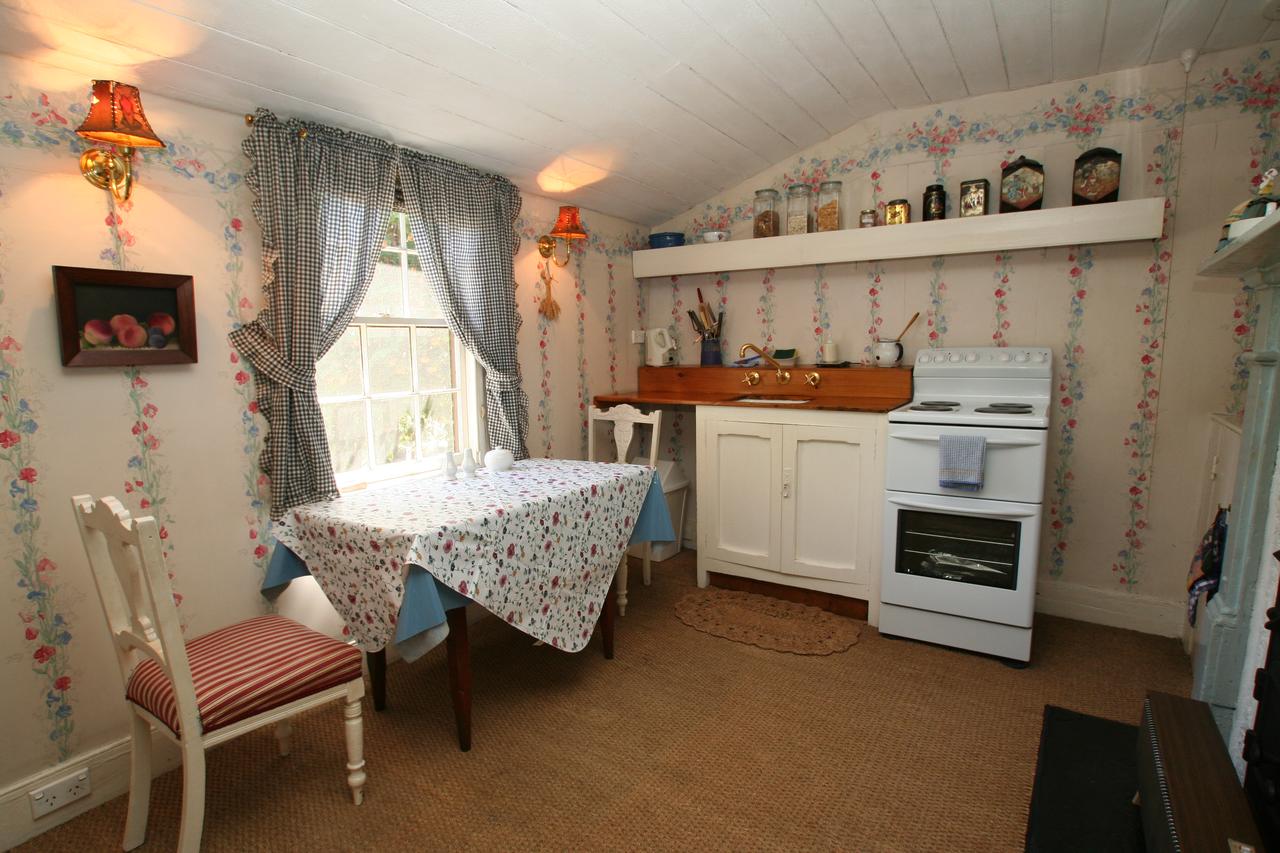 Alice's Cottages - Accommodation BNB 20