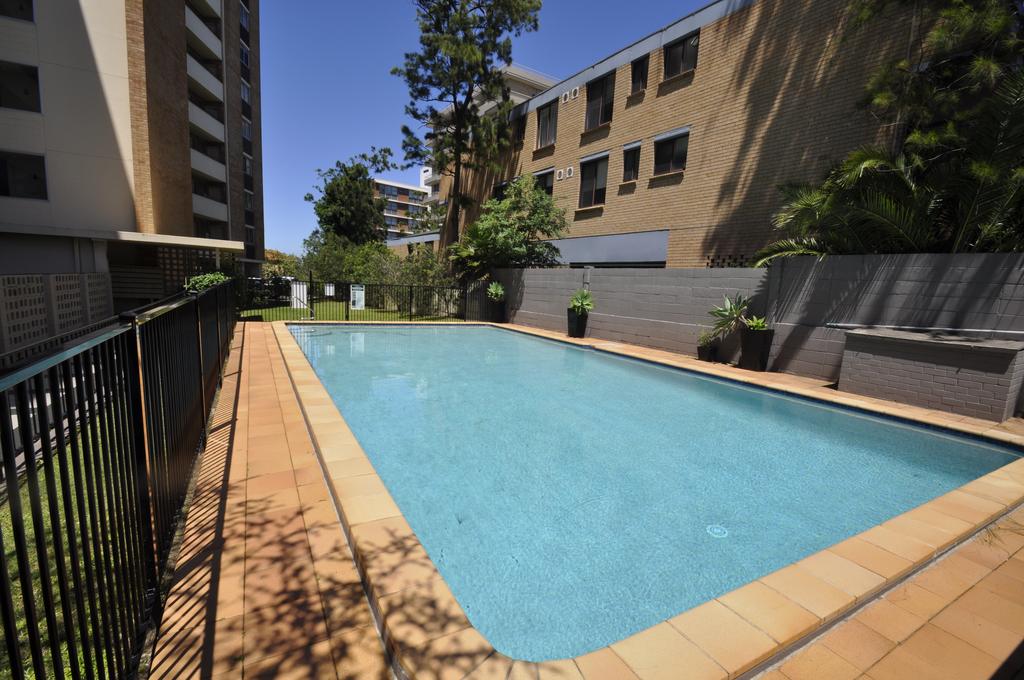 Neutral Bay Self Contained Studio Apartments - Hotel Accommodation 1