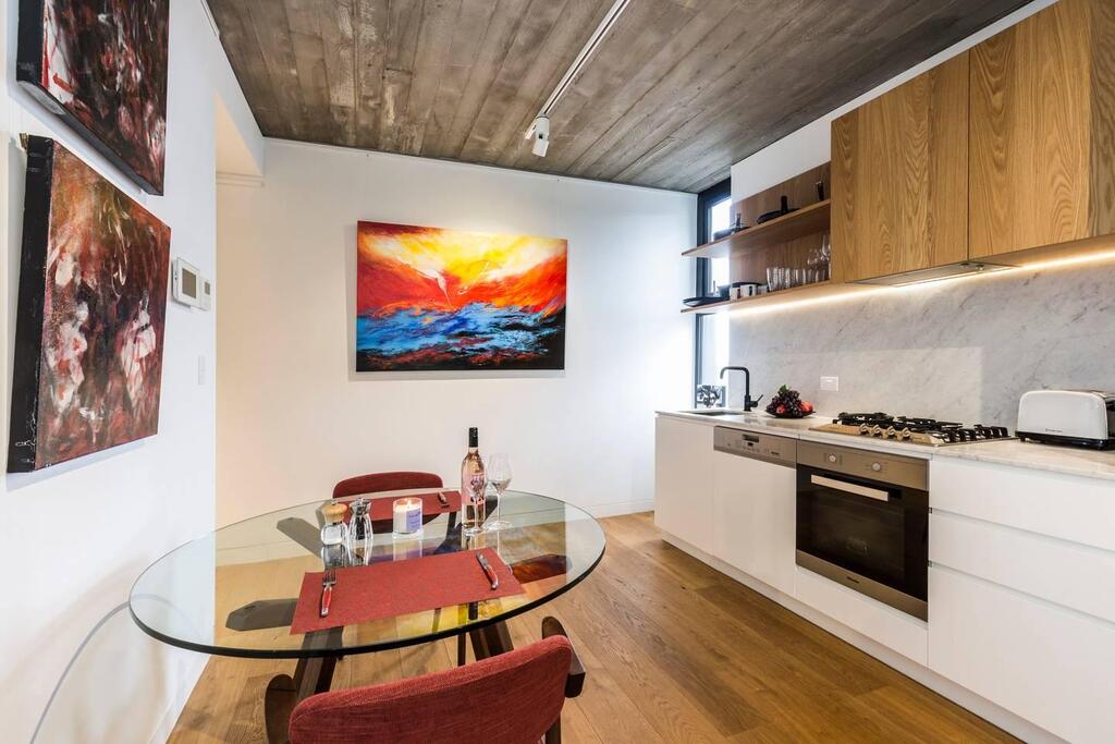 New 1 Bedroom Apt In The Heart Of Surry Hills - New South Wales Tourism  2