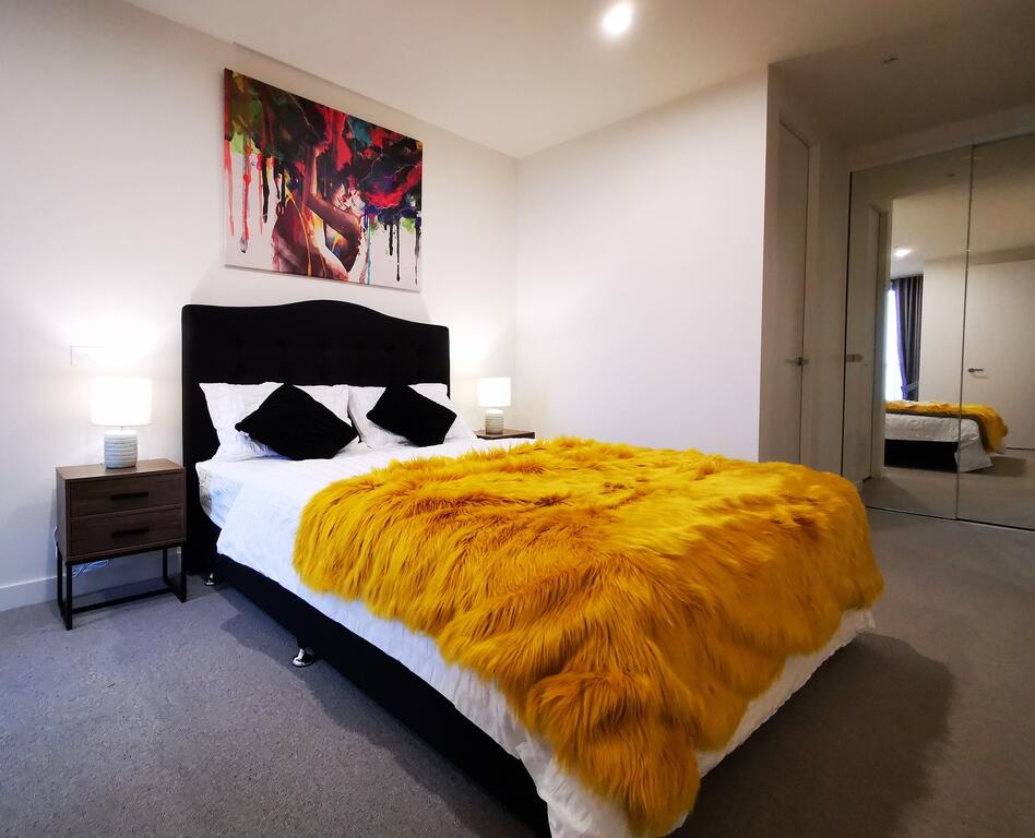 NEW 2 Rooms 2 Baths Apartment In Glen Waverley - thumb 3