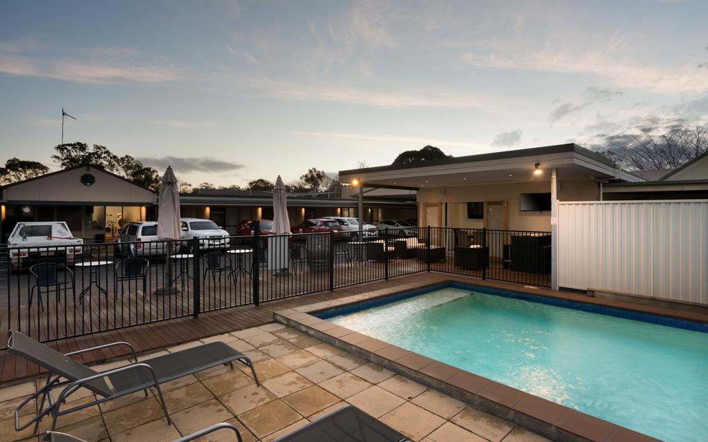 New Crossing Place Motel - New South Wales Tourism 