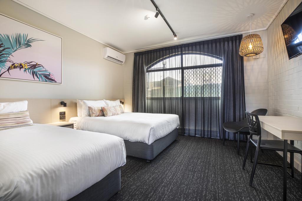 Nightcap at Springwood Hotel - Accommodation Adelaide