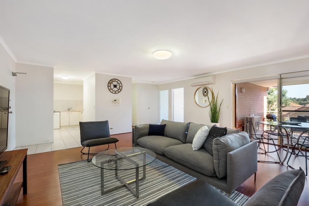 North Ryde Self Contained 2 Bed Apartment 37CULL - Accommodation Directory 1