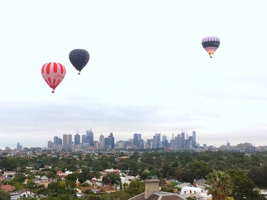 Northcote Hill - StayCentral - Victoria Tourism 0