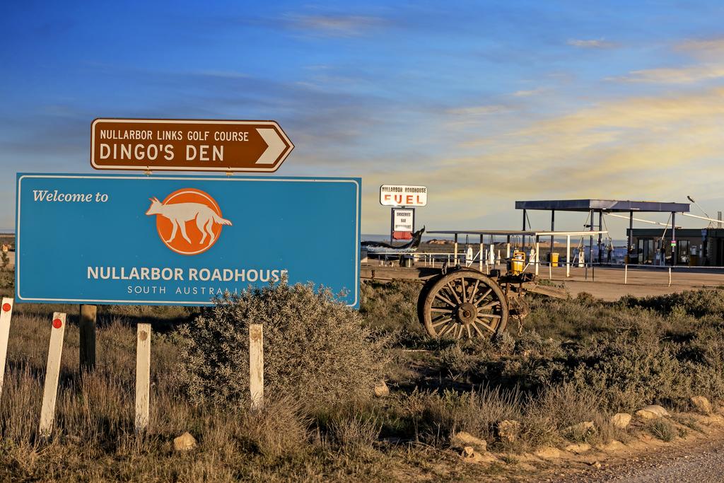Nullarbor Roadhouse - New South Wales Tourism 