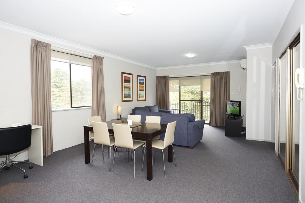 Oxley Court Serviced Apartments - thumb 2