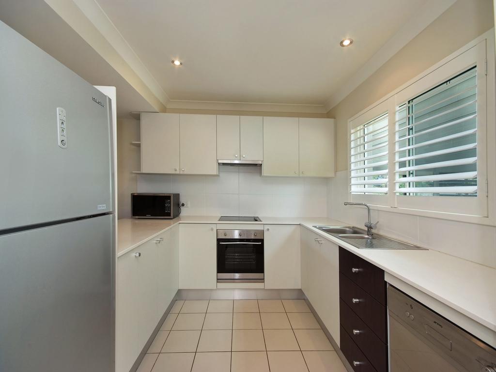 Pacific Blue Townhouse 358, 265 Sandy Point Road - Accommodation BNB 3