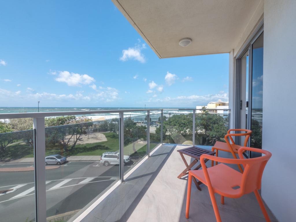 Pacific Towers Unit 4, 19 Ormonde Tce Kings Beach - thumb 3