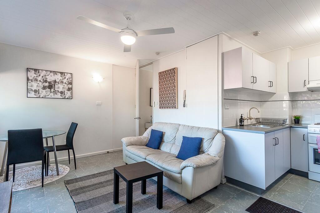 PADDINGTON PAD With PARKING & SMART TV & POOL - Accommodation in Brisbane 2