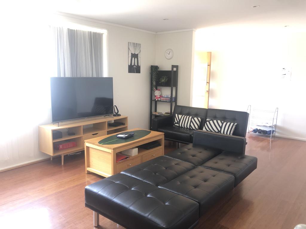 Page Fresh 3BR House Free WiFi Netflix Parking - Accommodation Adelaide