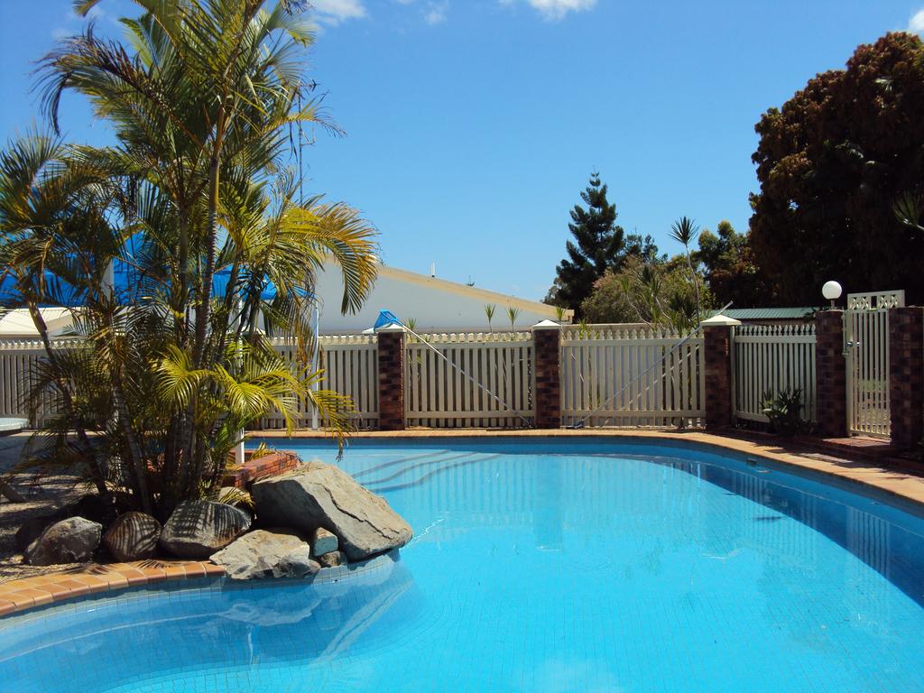 Palm Valley Motel - Accommodation Airlie Beach