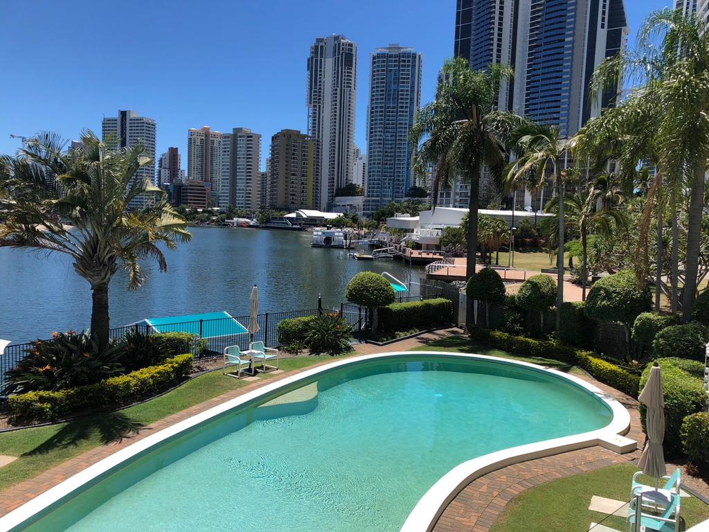 Panorama Tower Riverfront Apartments - Surfers Paradise Gold Coast 2