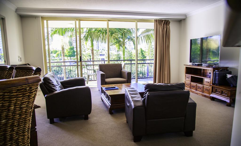 Paradise Island Resort - Accommodation QLD 1