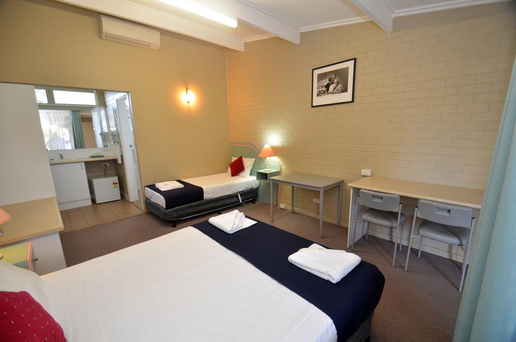 Parkview Motor Inn - Accommodation Adelaide