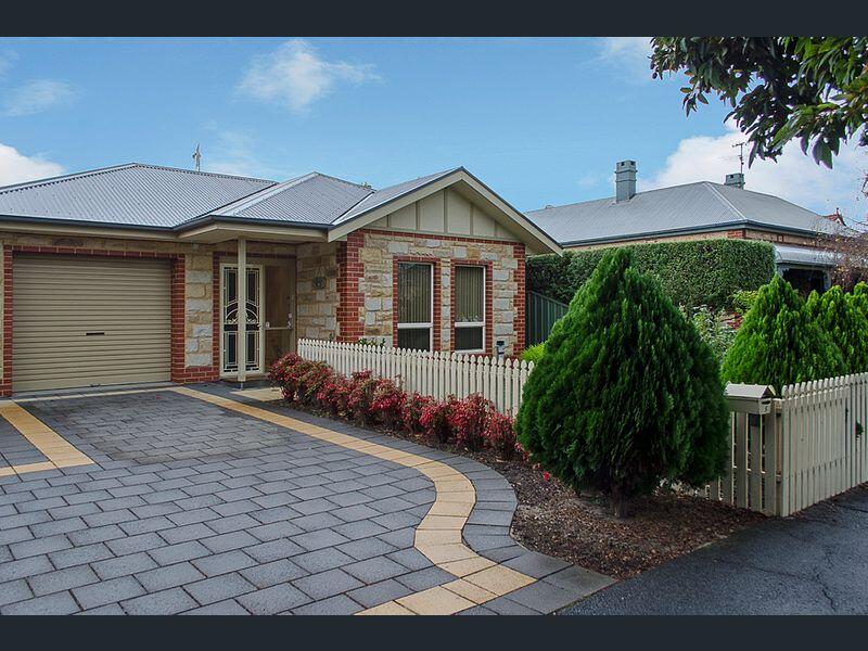 Perfect Location Central Modern Cottage - Free WiFi - South Australia Travel