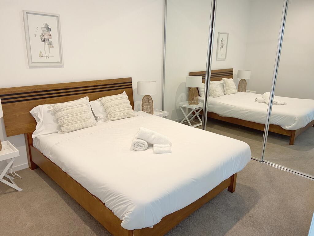 Perfect Short Term Stay In Brissy Cozy & Relax - thumb 2
