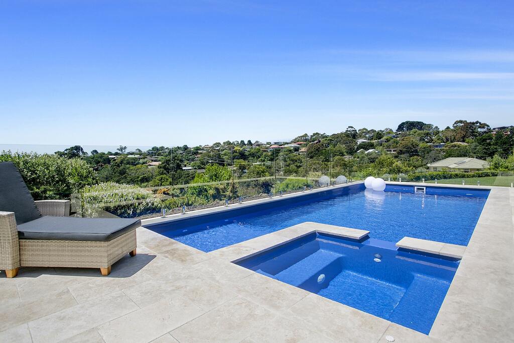 Perla Marina - Luxury Family Retreat With Heated Pool, Spa, Playground - thumb 1