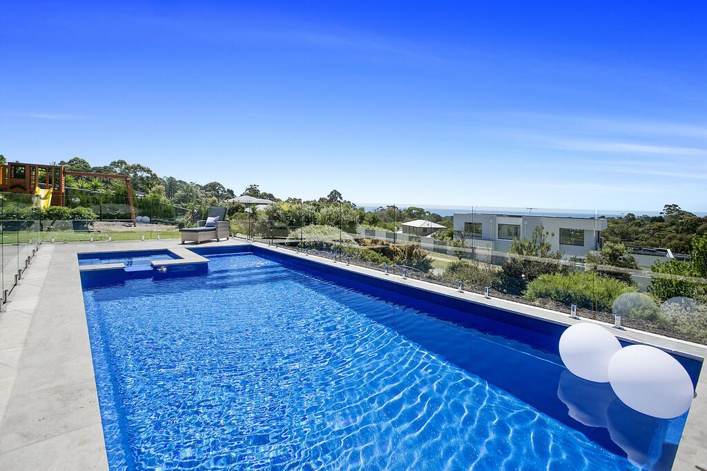 Perla Marina - Luxury Family Retreat With Heated Pool, Spa, Playground - thumb 0